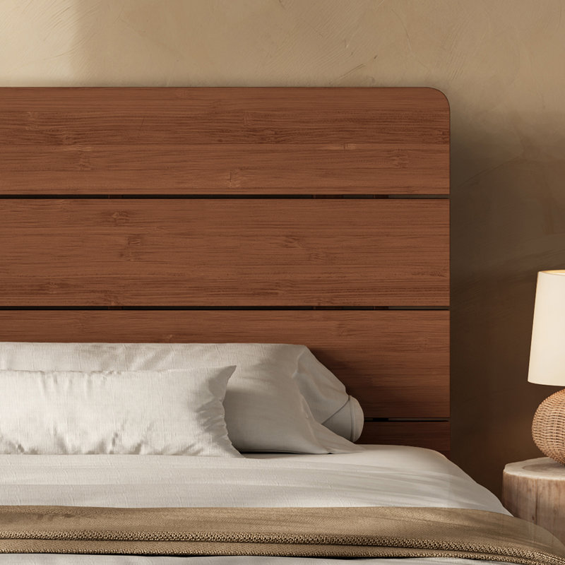 Lit plateforme très grand en bambou avec tête de lit moderne, structure de lit en bambou massif, conception de lattes de soutien renforcées, aucun sommier tapissier requis, mobilier de chambre peu encombrant, brun