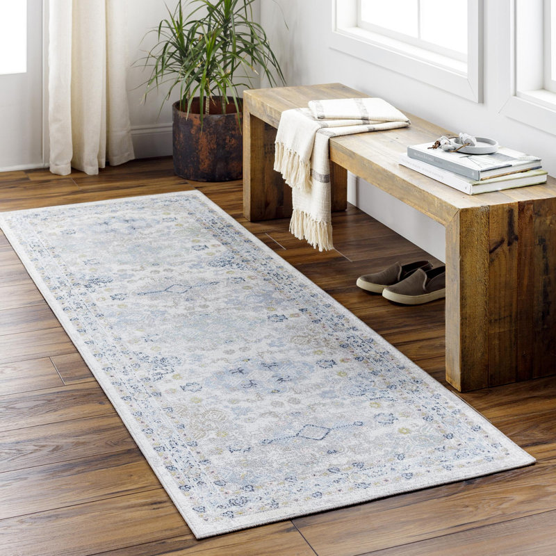 Tapis oriental tissé à la main Benfield en crème / bleu, Tapis de couloir 2 pi 7 po x 7 pi 3 po