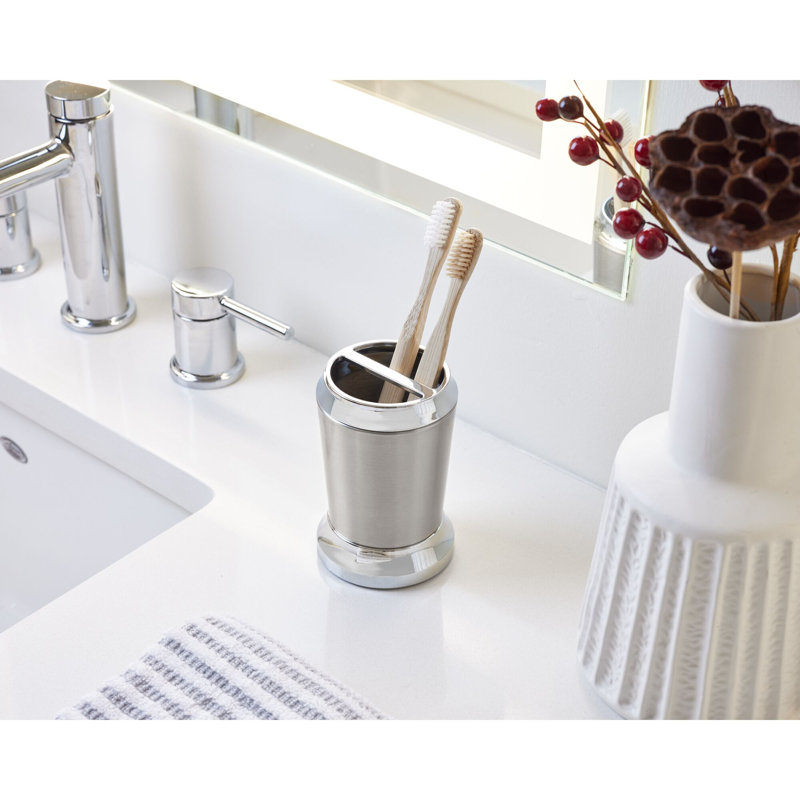 Porte-brosse à dents en acier inoxydable iDesign pour comptoirs de salle de bain - Peut également contenir des brosses ou des rasoirs à maquillage