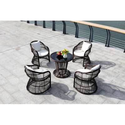 Ensemble repas pour 4 personnes Annyka