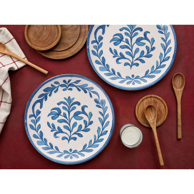 Ensemble d'assiettes de service