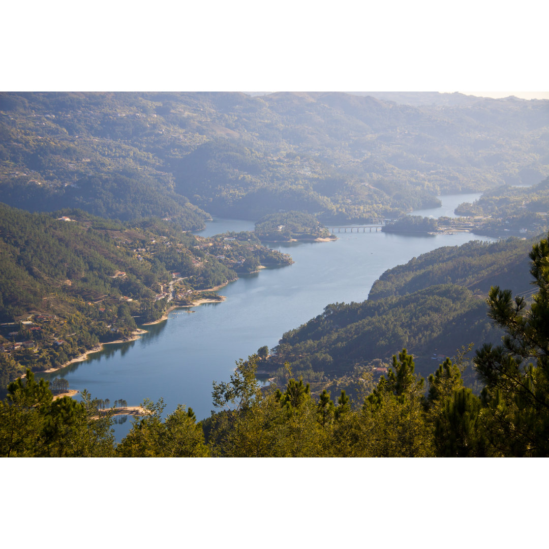 Geres National Park von LuisPortugal - Kunstdrucke auf Leinwand ohne Rahmen