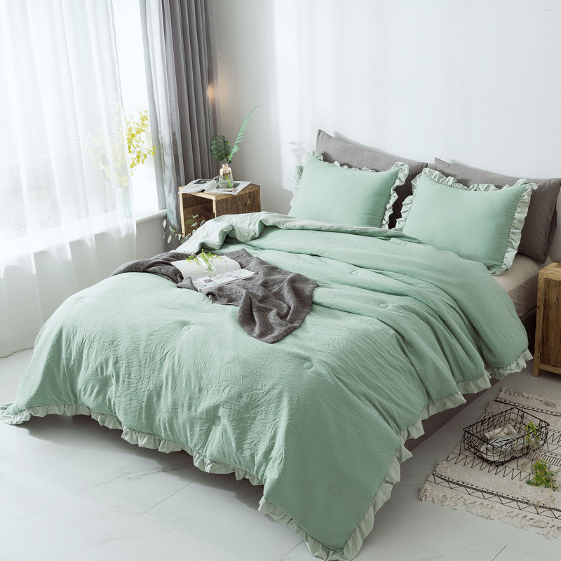 Polyester Comforter, Misty Green, Queen Comforter + 2 Standard Shams