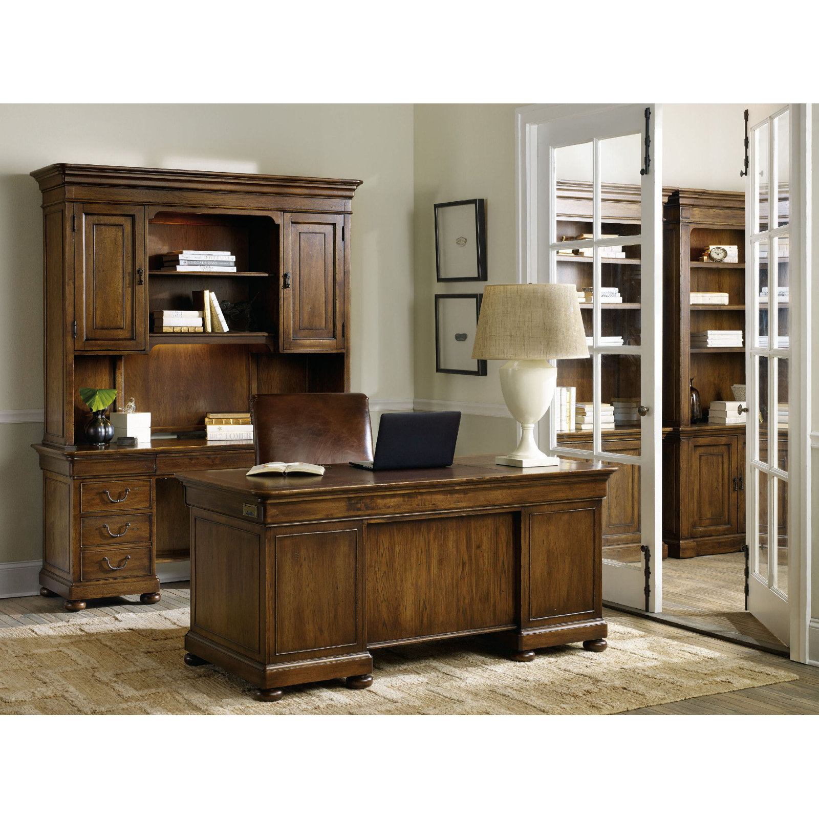 Archivist Executive Desk, Soft Casual Pecan