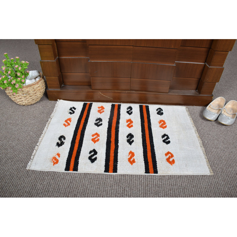 Tapis kilim turc tissé à la main avec des motifs géométriques pour un décor de style bohème