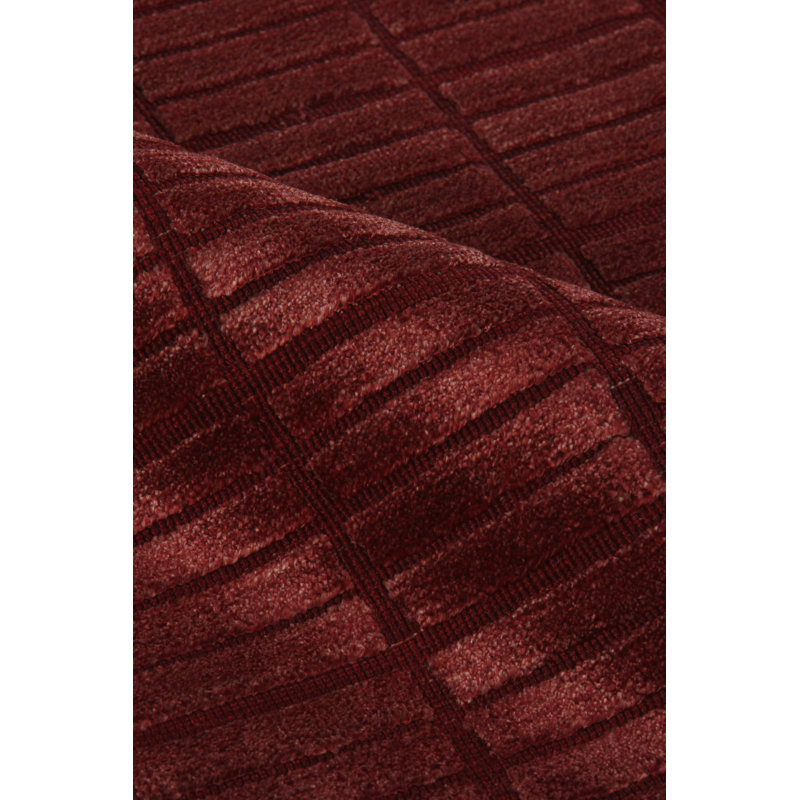 Blocks handloomed Viscose Red Area Rug