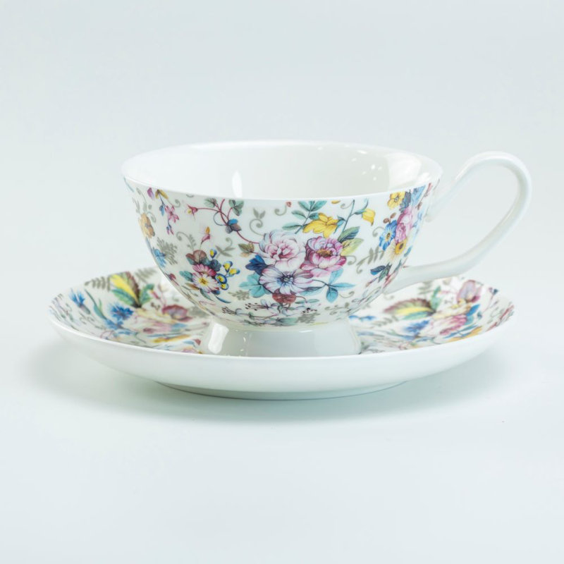 Ensemble de 2 petites tasses et soucoupes Bone China