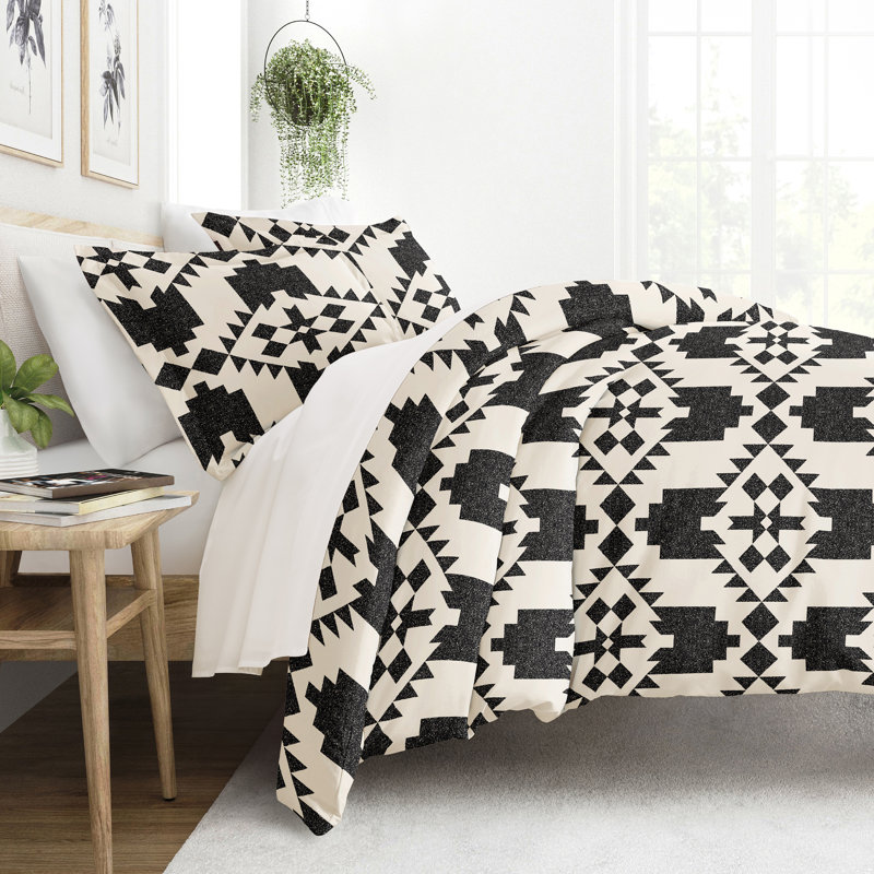 Gray Adobe Diamond Print Reversible Full/Queen Duvet Cover Set