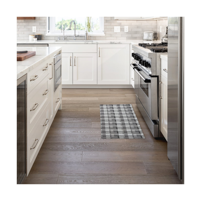 Tapis de cuisine Martha Stewart, Noir / gris / blanc, Tapis de couloir 1 pi 8 po x 4 pi 2 po
