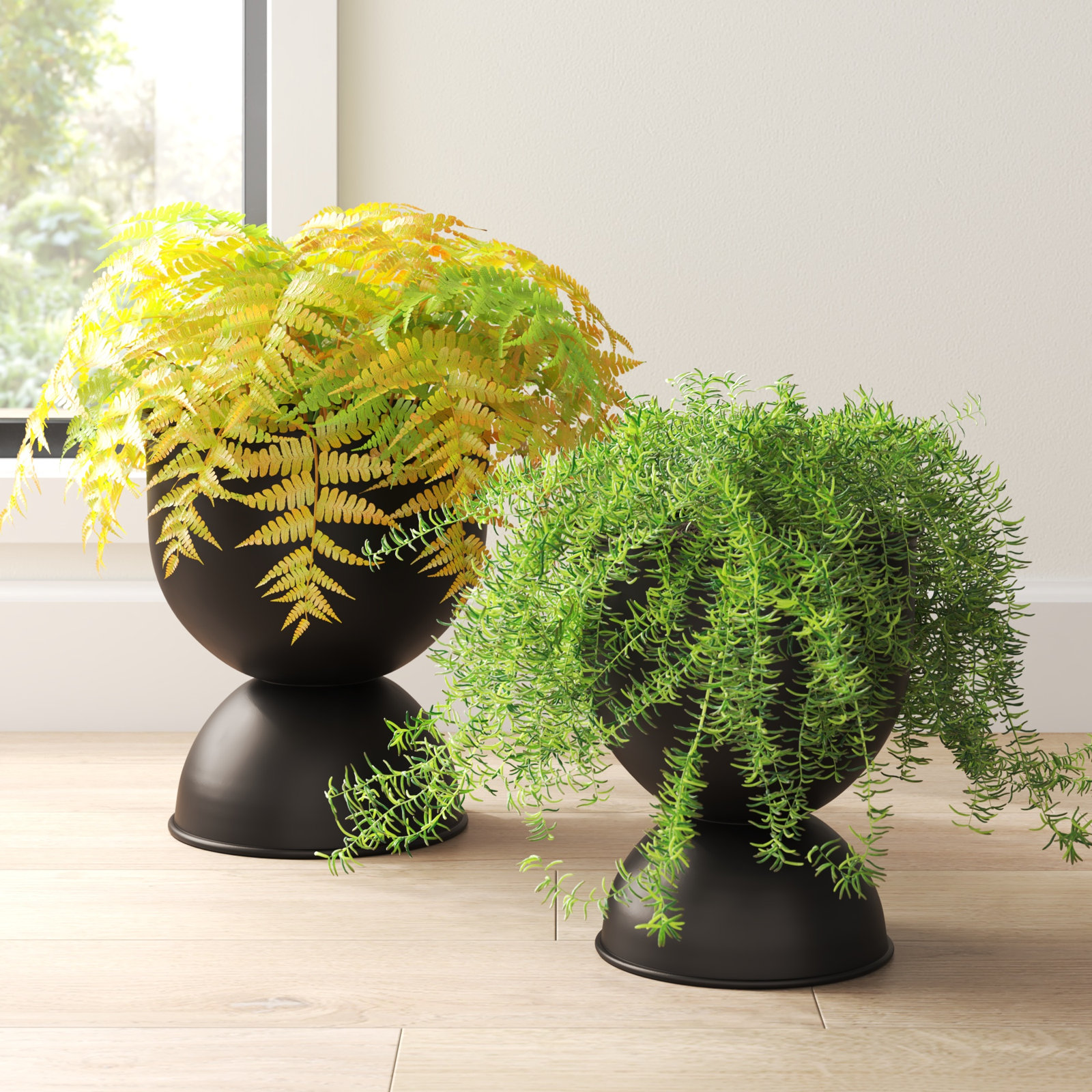 Lonnie 10" Urn Planter, Black