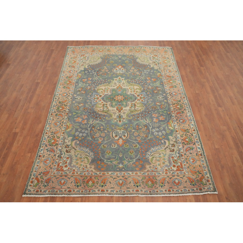 Tapis traditionnel floral 7 x 10