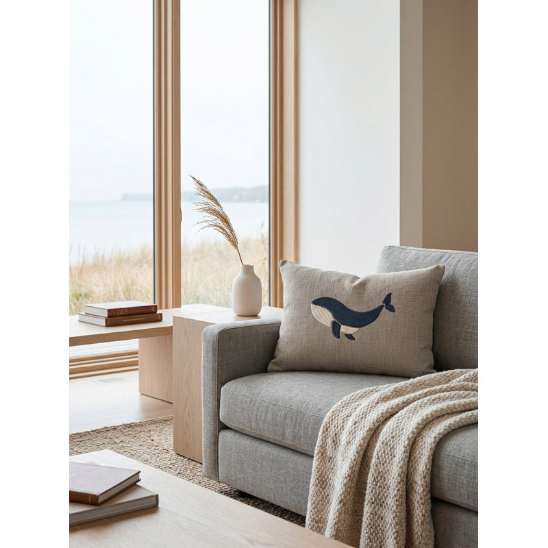 Coussin en lin brodé Whale Tale, Duvet synthétique