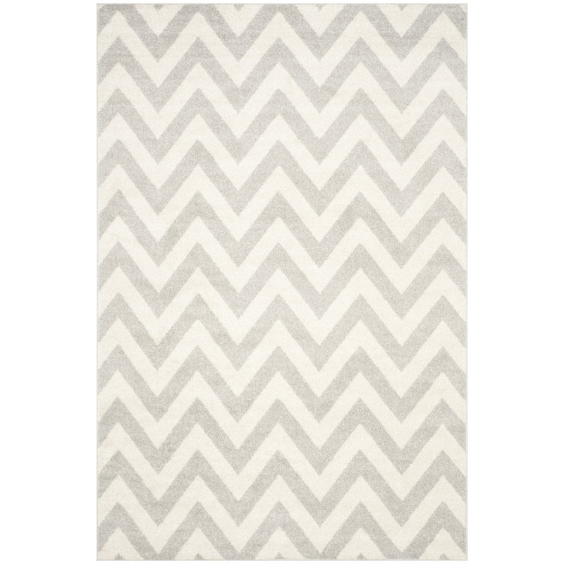 Falstaff Performance Chevron Rug, Rectangle 4' x 6'