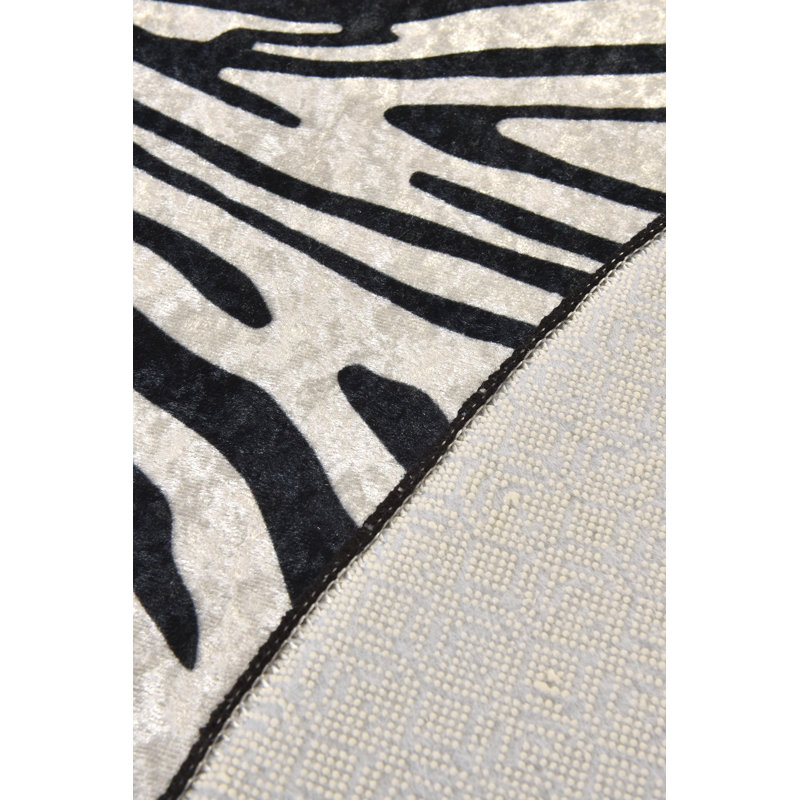 Baudette Animal Print Shag Area Rug, Rectangle 80 x 120cm