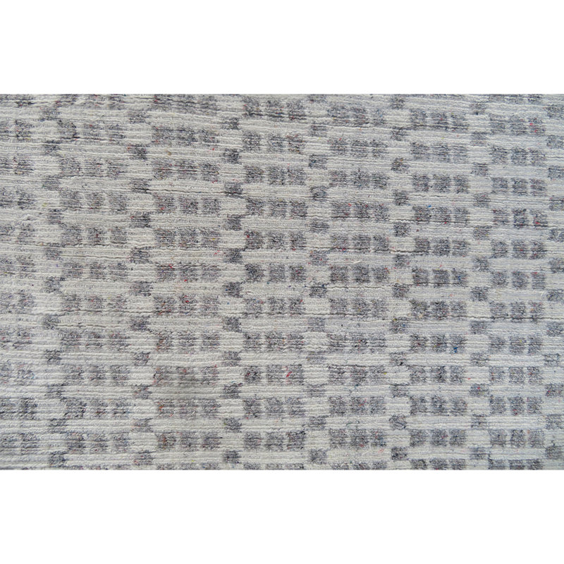 Geometric Area Rug in Gray/White, Rectangle 2' x 3'