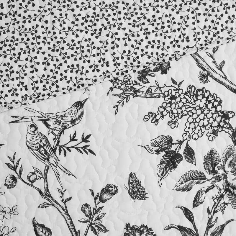 Chantilly Black and White Cotton Twin Reversible Quilt Set