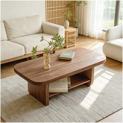 Table basse de 47,2 po en forme d'éventail avec tablette de rangement inférieure, finition grain de bois de noyer, table de salon moderne de style Mid-Century, mobilier d'appoint de style maison de campagne pour grands espaces, assemblage facile