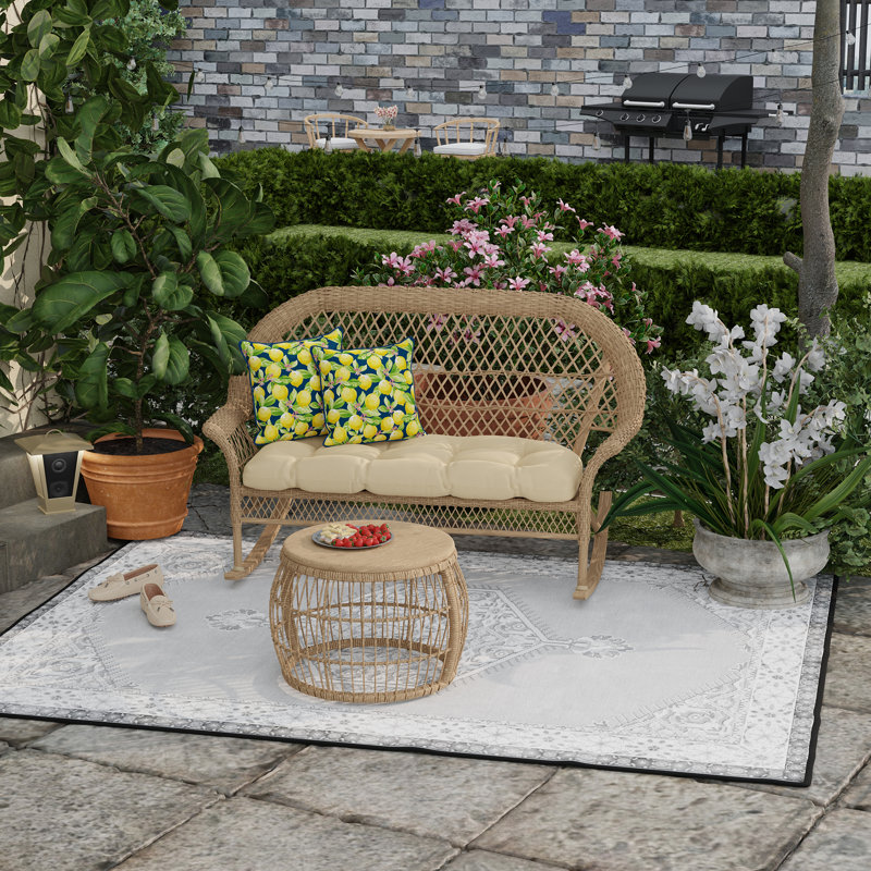16" x 16" Outdoor Throw Pillow with Welt, Lemons