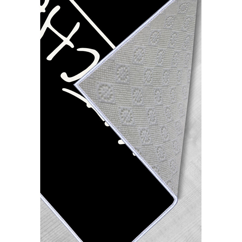 Tapis noir / blanc en polyester tissé à la machine, Rectangle 2 pi 7 po x 3 pi 11 po