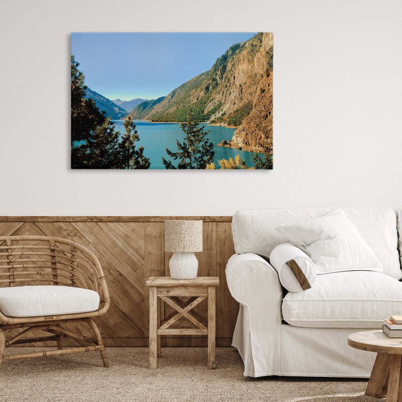 Toile dorée sur une rivière, conception de Madison Starnes, photographie, H 24 po x l 36 po