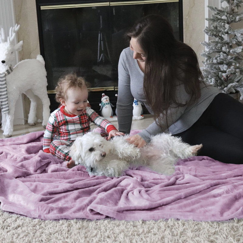 Bedsure Soft Fluffy Fleece Throw Blanket for Sofas&Beds, Light Purple, 200cm x 150cm