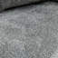 Velours 2 places peu encombrant avec coussins, gris, doux et éponge, stable