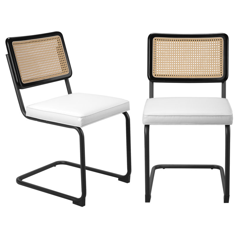 Chaise d'appoint à dossier Windsor en acier touffeté Ajka, Beige, Noir
