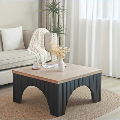 Table basse de style campagnard avec base arquée noire - Plateau spacieux en grain de bois pour le salon
