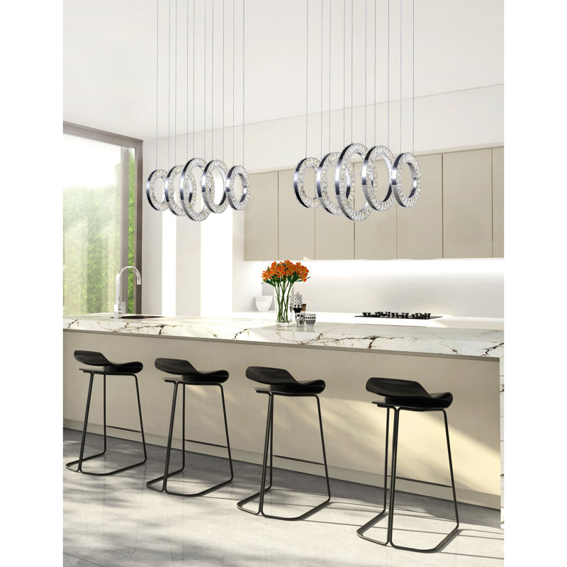 Lustre linéaire à DEL pour îlot de cuisine, table de billard, salle à manger Landeros - fini chrome avec anneaux en cristal - luminaire suspendu moderne