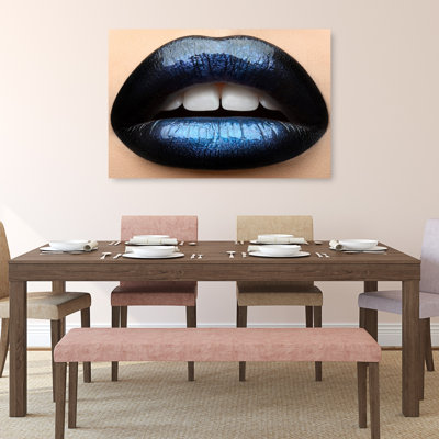 «Vibrant Blue Lips Bold Dramatic Vibrant», reproduction d'art murale