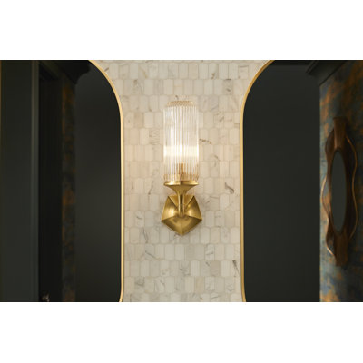 Occasion 1 - Light Plug-in Armed Sconce