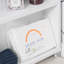 Chariot de rangement pour salle de bain, armoire latérale de toilette étroite autoportante avec roulettes et tablettes à plusieurs niveaux, espace de rangement compact pour les toilettes