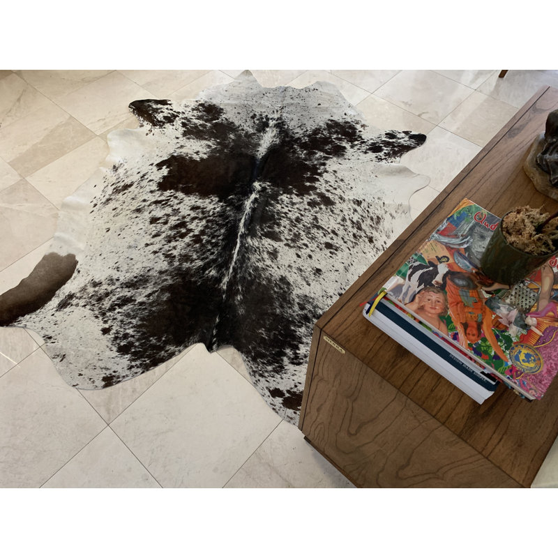 Altti Cowhide Indoor Rug