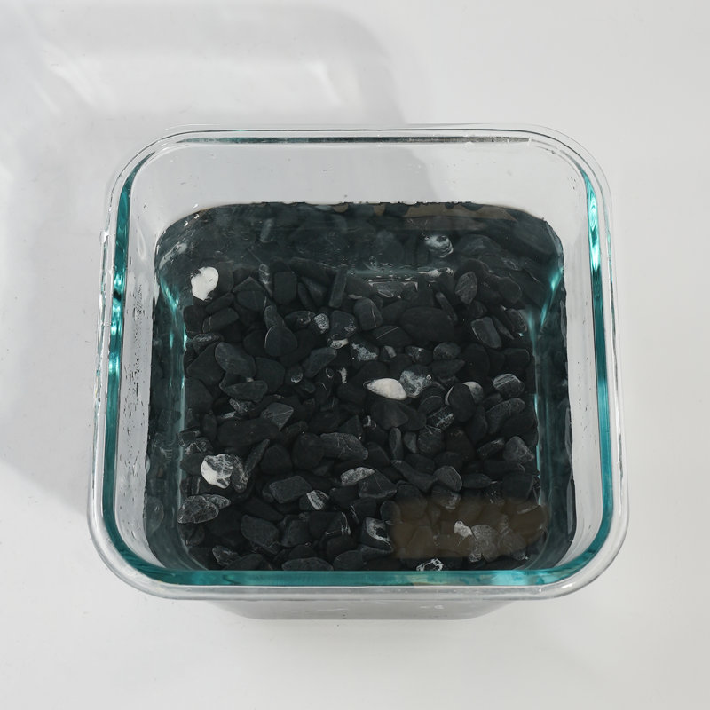 2 LBS de couleur mélangée River Rock - Petit gravier pour aménagement paysager, jardin et aquarium, Noir