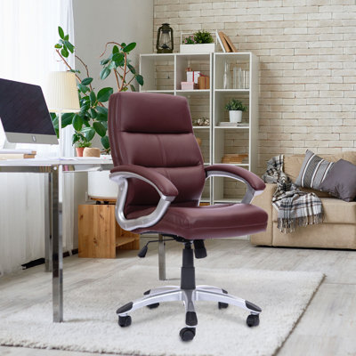Latitude Run Executive Chair