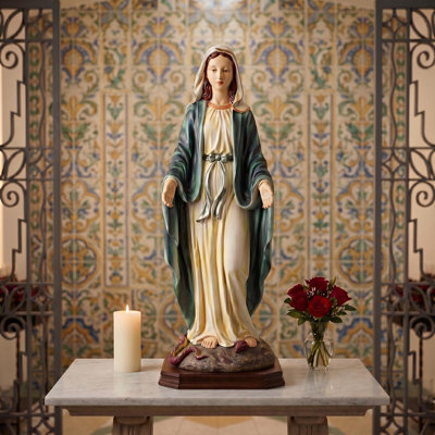 Virgin Mary, the Blessed Mother Garden Statue