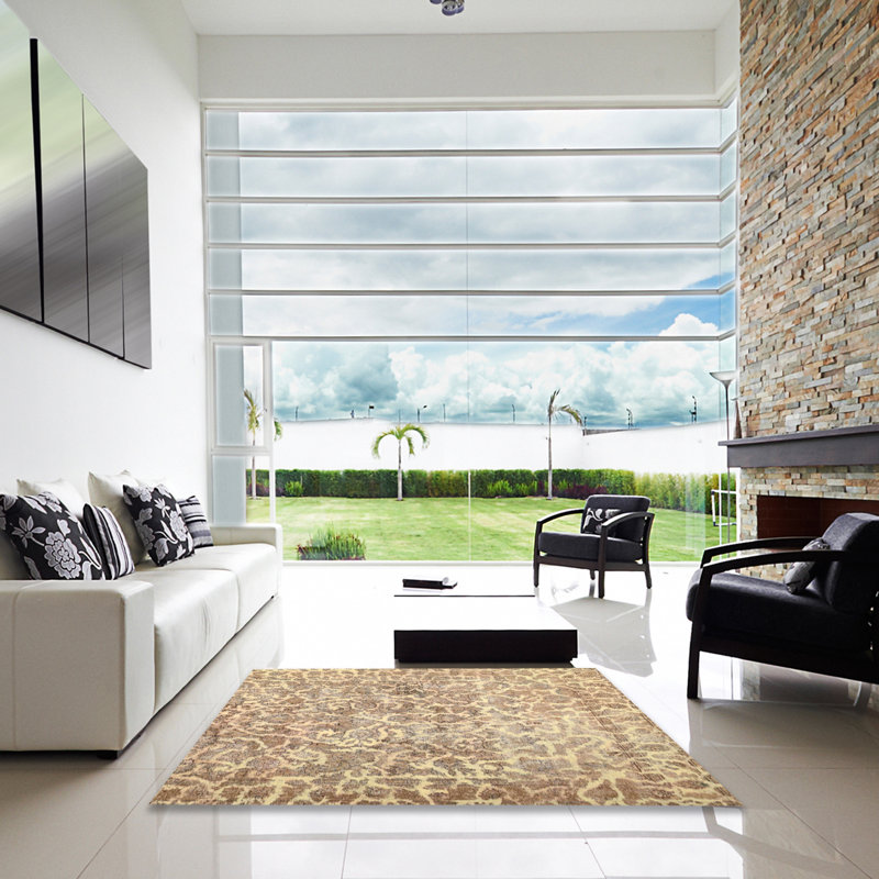 Tapis brun contemporain, Carré 8 pi