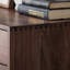 Commode carrée légère de luxe avec tiroirs