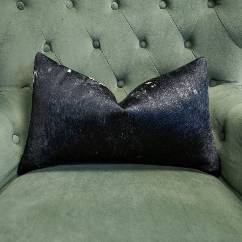 Coussin décoratif en cuir de vache véritable Thomas Collection® noir et blanc 12 po x 20 po 16615B