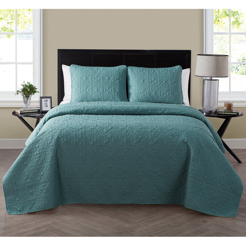 Sage Full Microfiber Embossed Floral Quilt Set