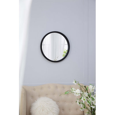 Miroir mural 20 po x 20 po avec cadre en bois, parfait pour rehausser la lumière et l'espace dans n'importe quelle pièce
