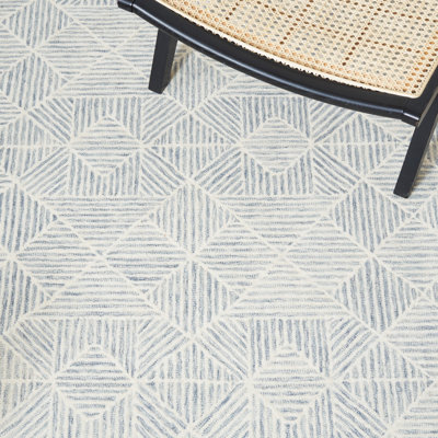 Forbestown Hand Tufted 0.8 Wool 0.2 Cotton Geometric Rug