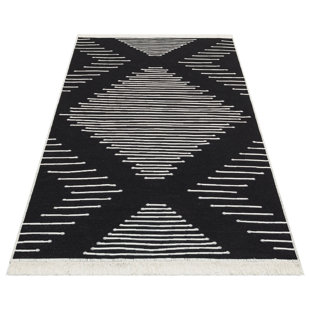 Arya Flatweave Area Rug