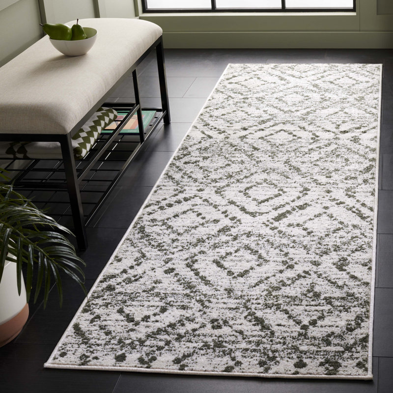 Kellisa Performance Geometric Rug, Runner 2'6" x 8'
