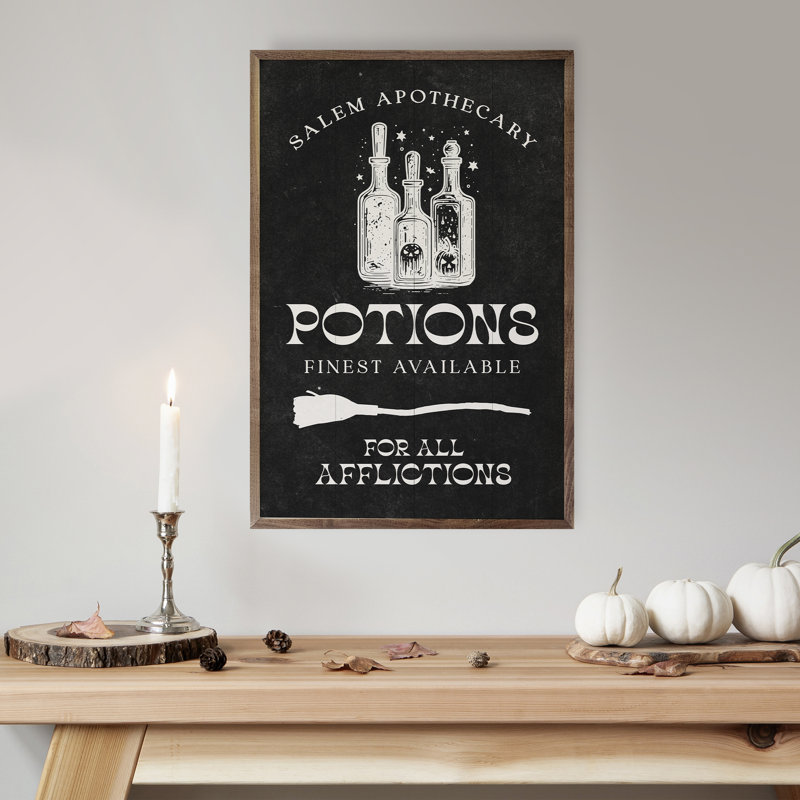 «Potions Finest Disponible» sur bois, H 16 po x l 10 po x P 1,13 po