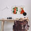  «Tropical Fashionistas in Red», art mural par Janet Tava