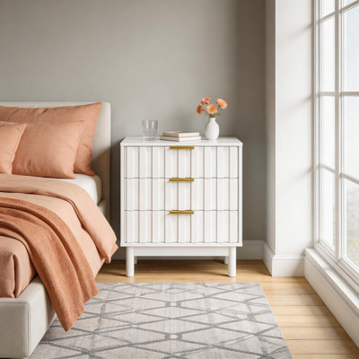 3 Drawer Dresser With Fluted Panel Design