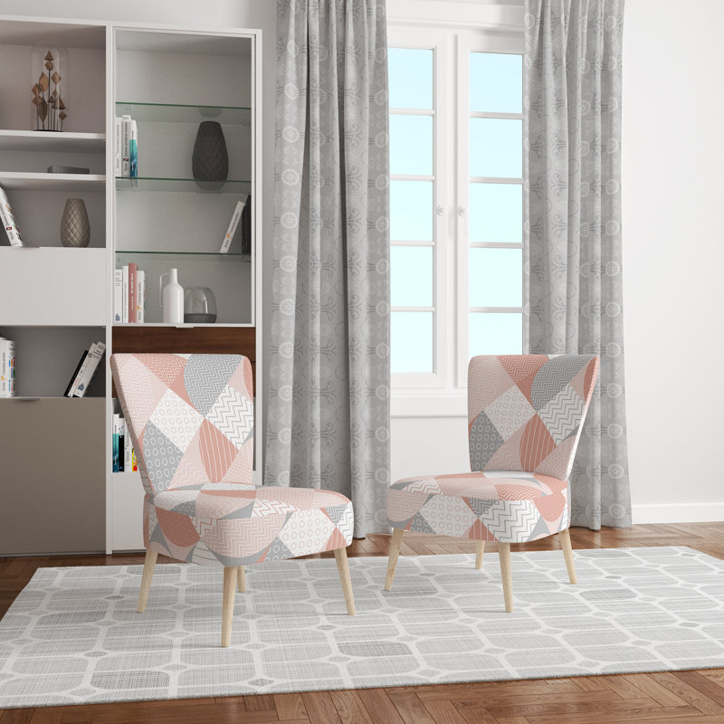 Chaise d'appoint rayée à motif géométrique
