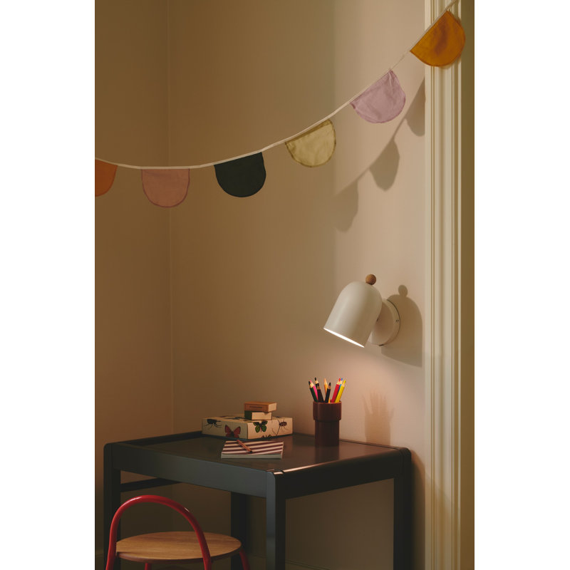 Steel Flush Mounted Sconce, White