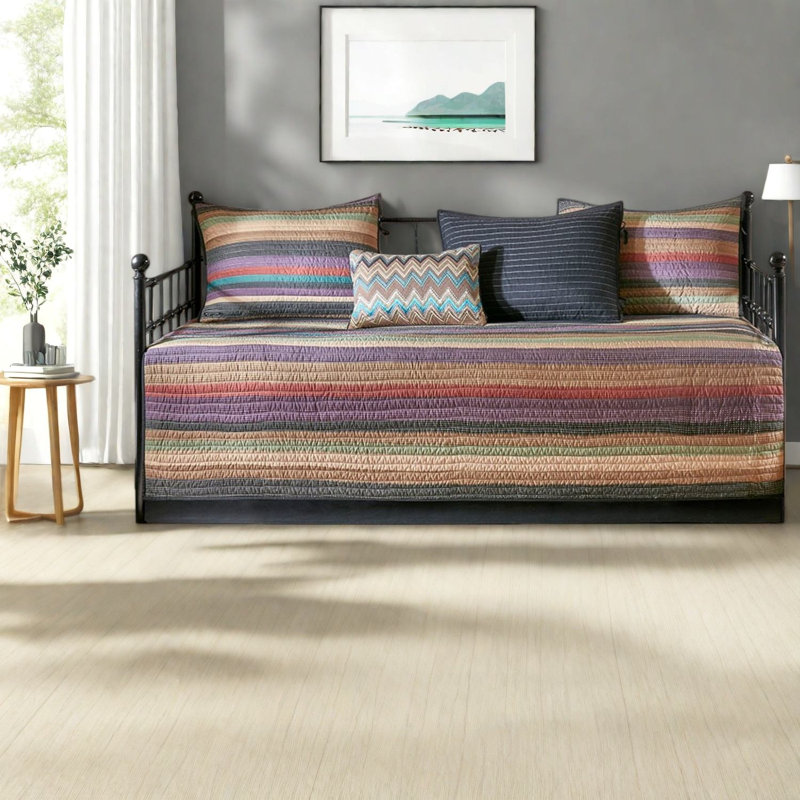 Reversible Bedding Sets, Polyester Twin Daybed, Rustic Home Guest Room